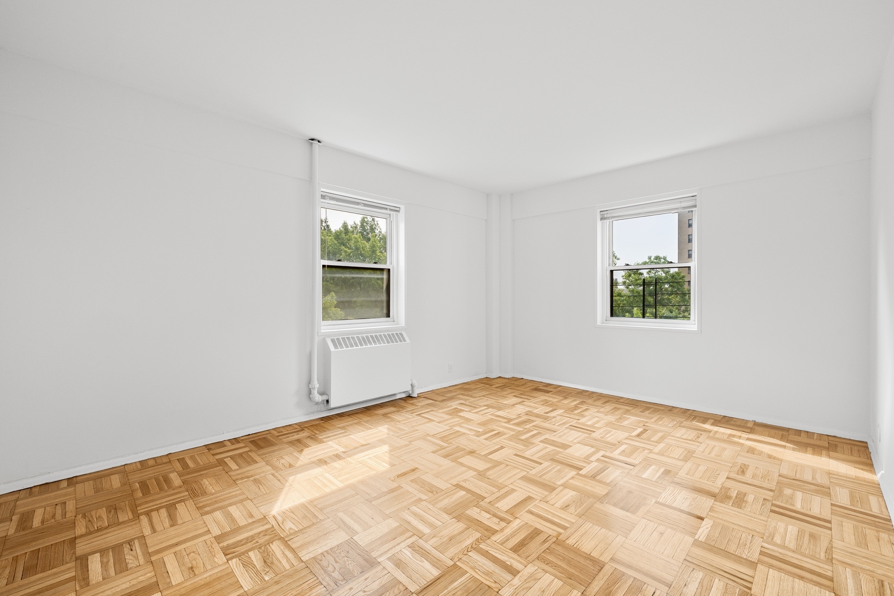 3 Fordham Hill Oval 8F