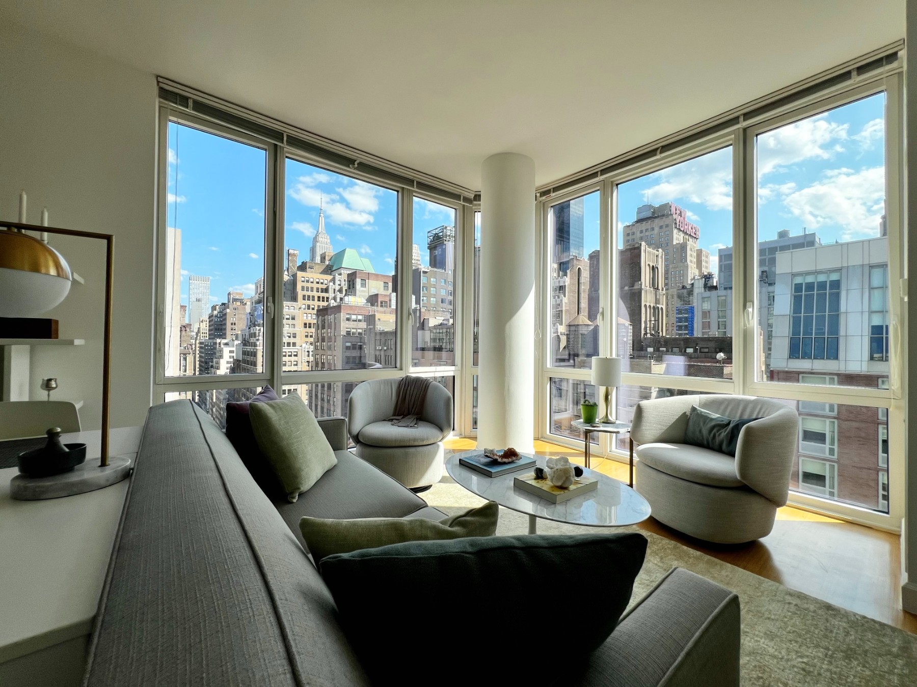 320 W 38th Street 2123