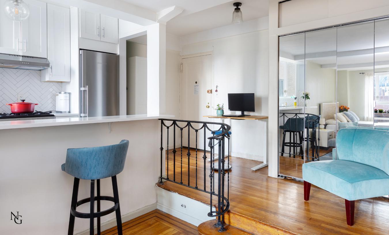 200 W 20th Street 1003