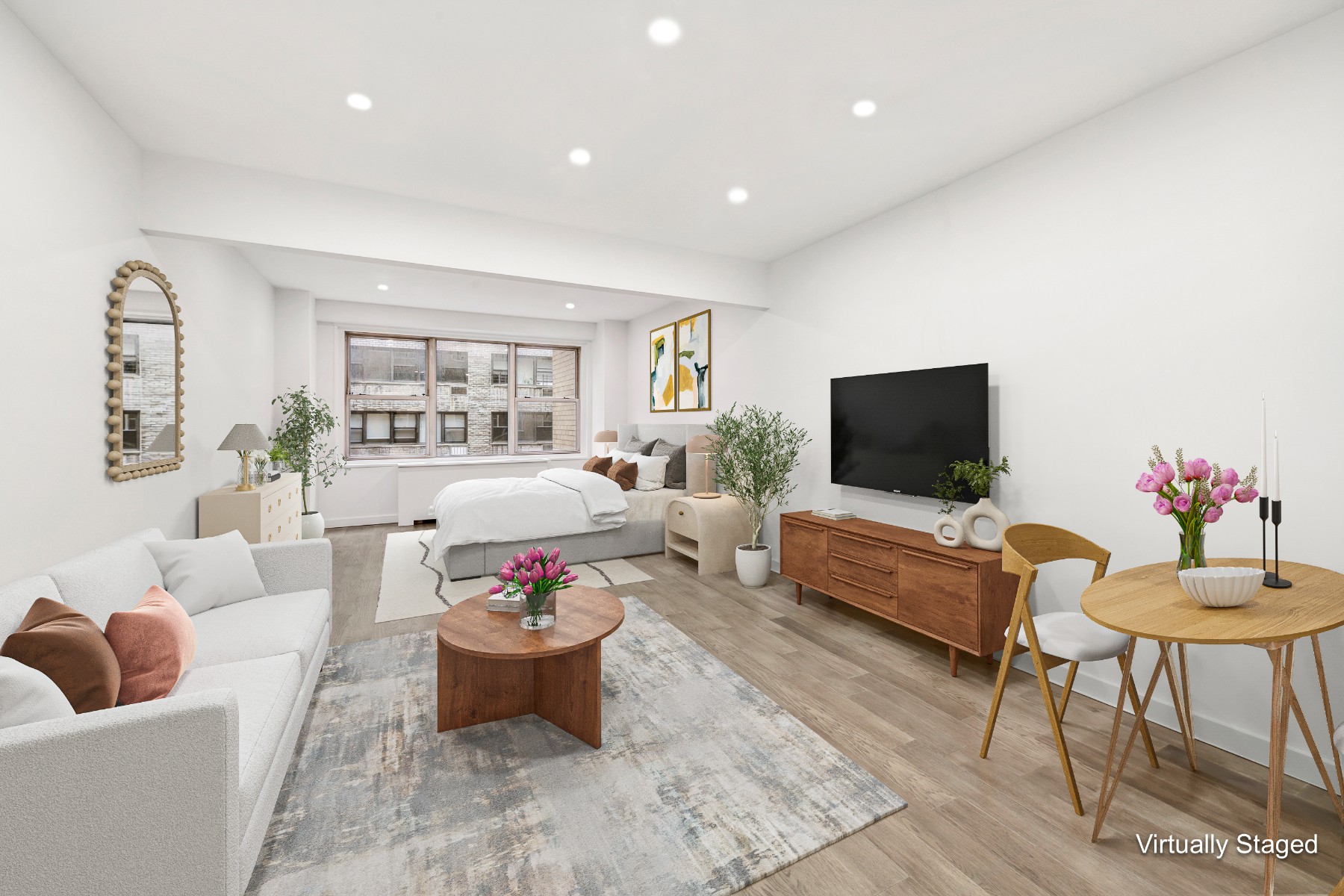 370 E 76th Street C504