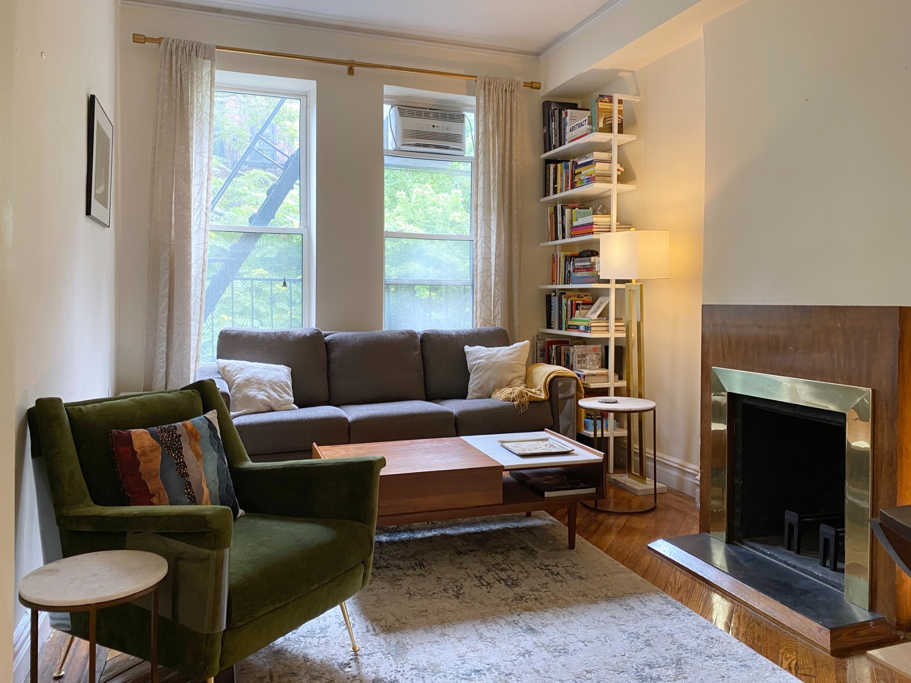 353 E 50th Street 4R