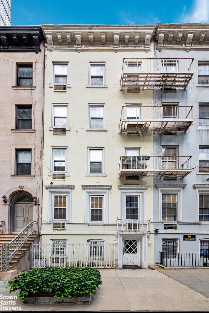 315 E 51ST Street