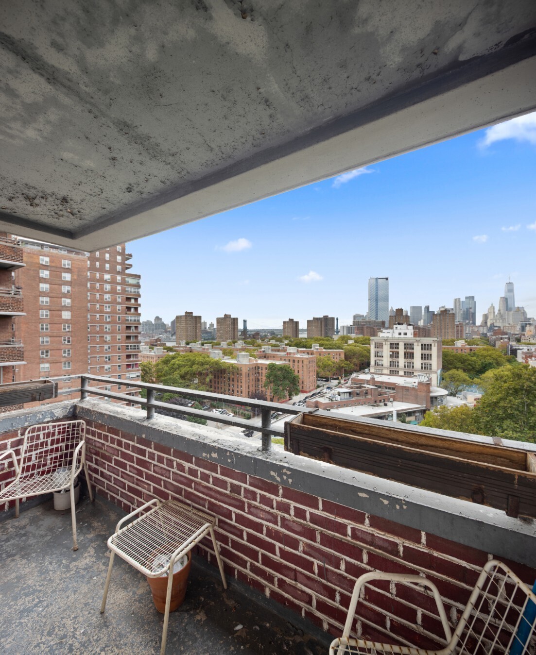 570 Grand Street H1206