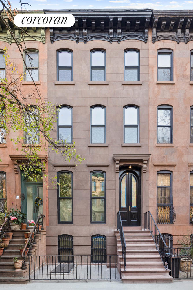 91 SAINT JAMES Place 2