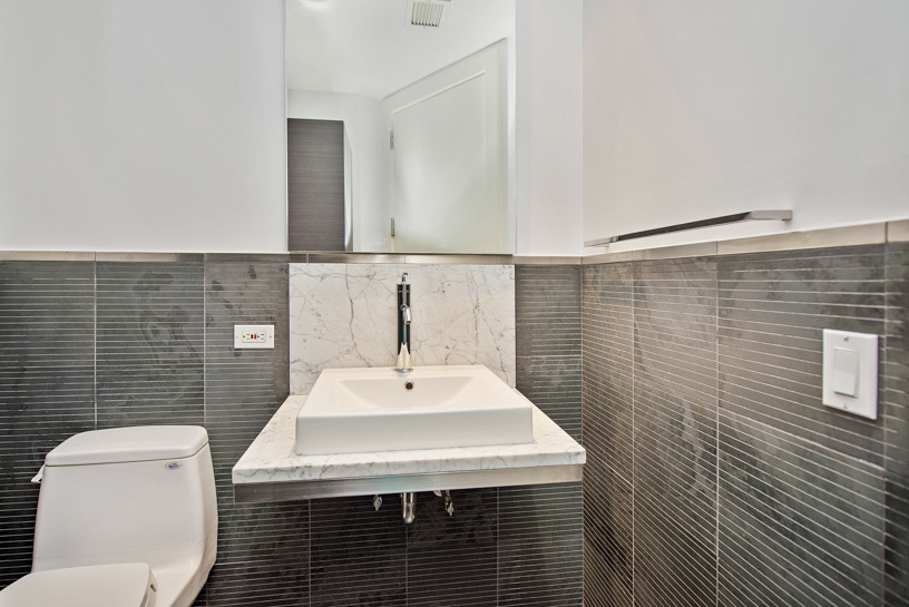 165 W 18th Street 10A