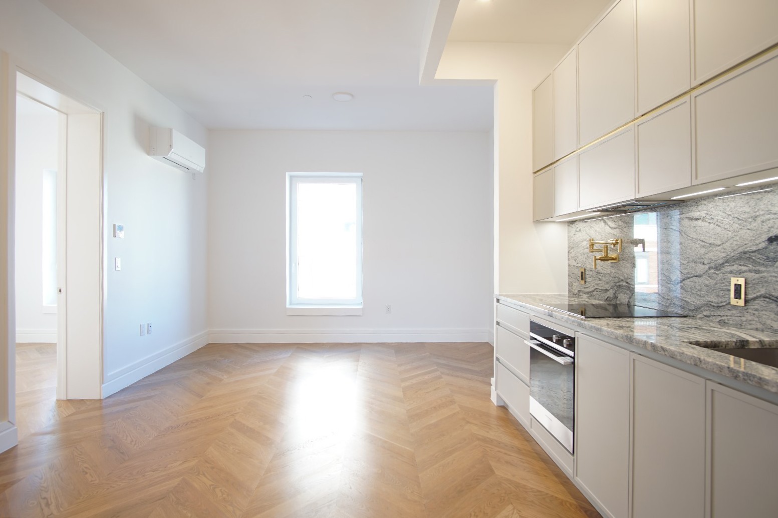 370 Lenox Avenue PH7