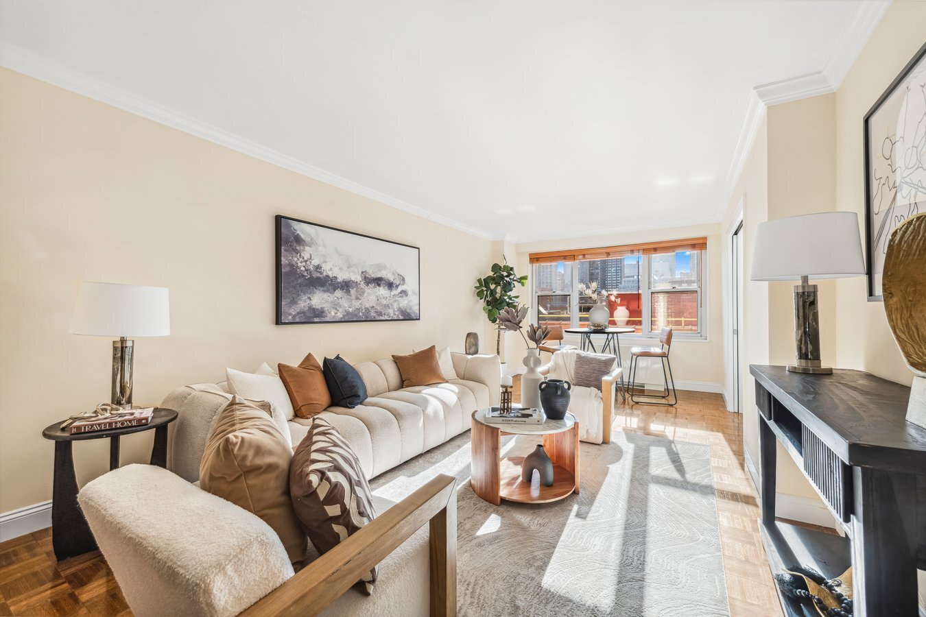 400 E 77th Street 8G