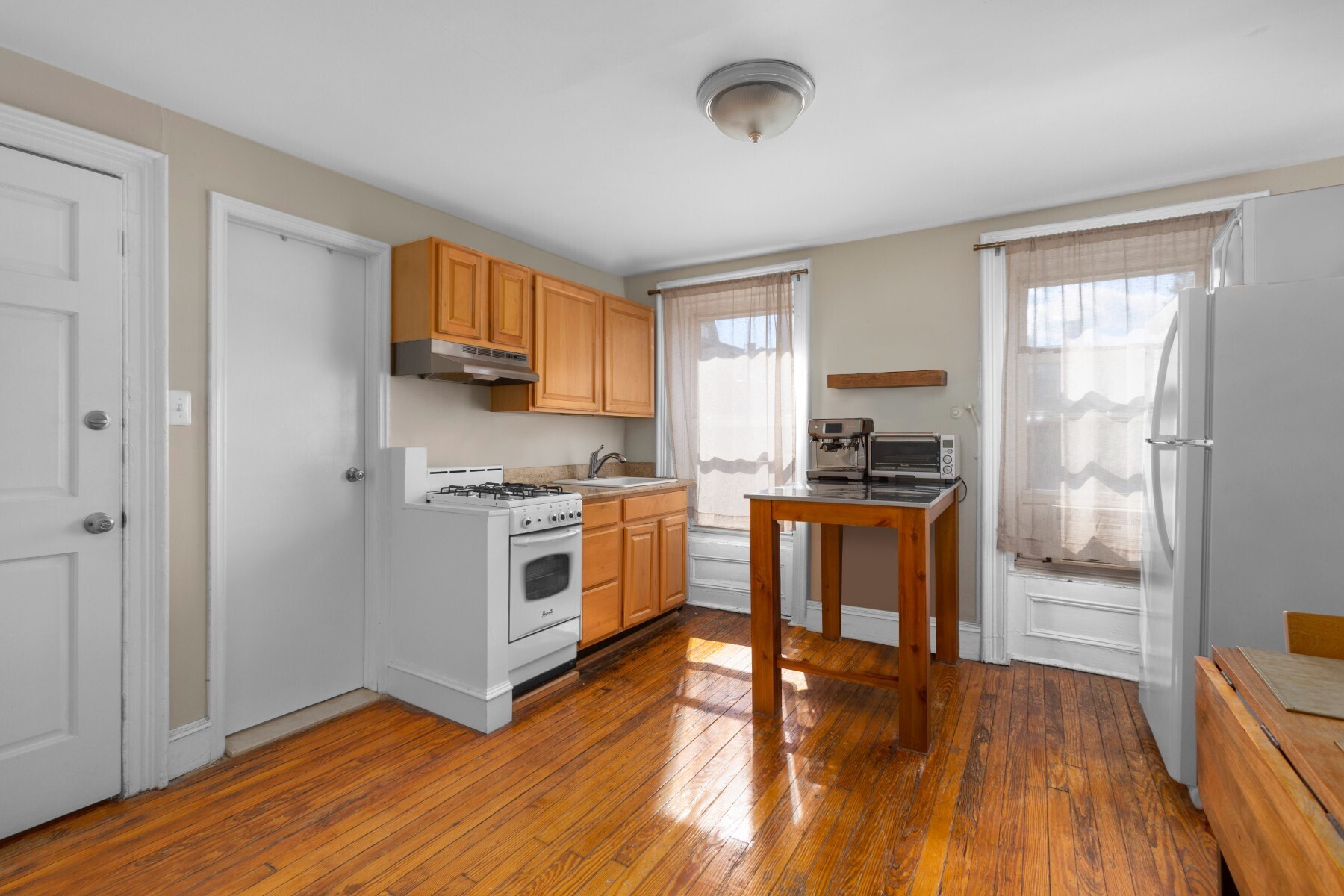 464 5th Street