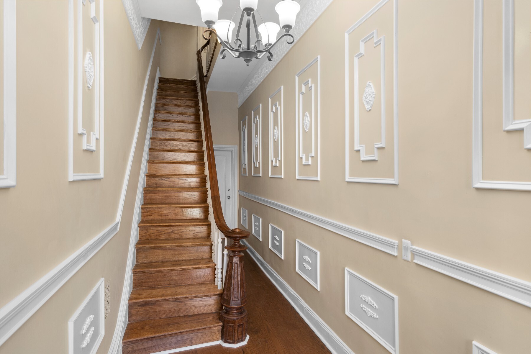 464 5th Street