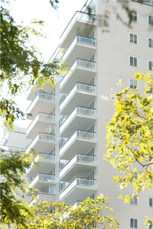 200 E 66th Street A1905