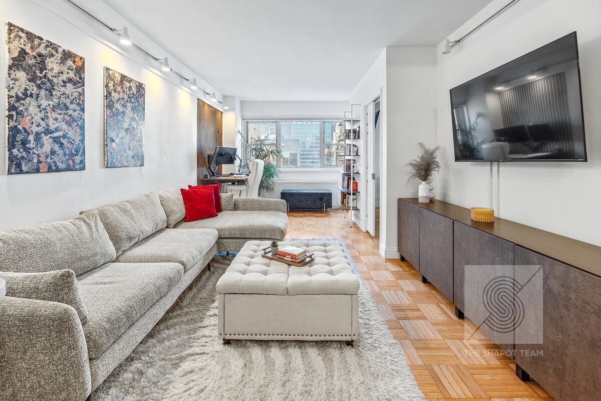 345 E 56th Street 21B