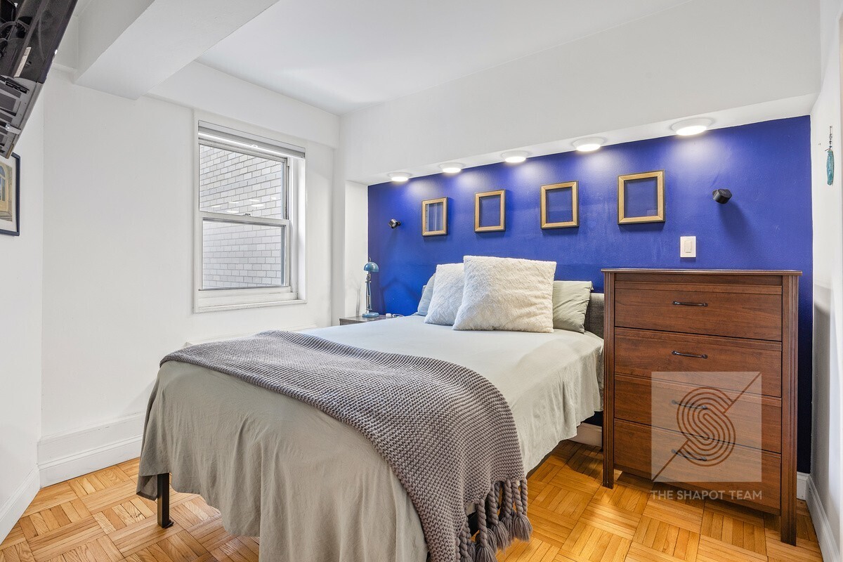 345 E 56th Street 21B