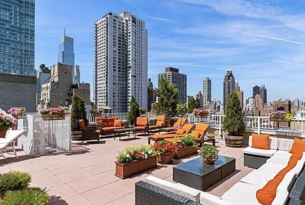 345 E 56th Street 21B