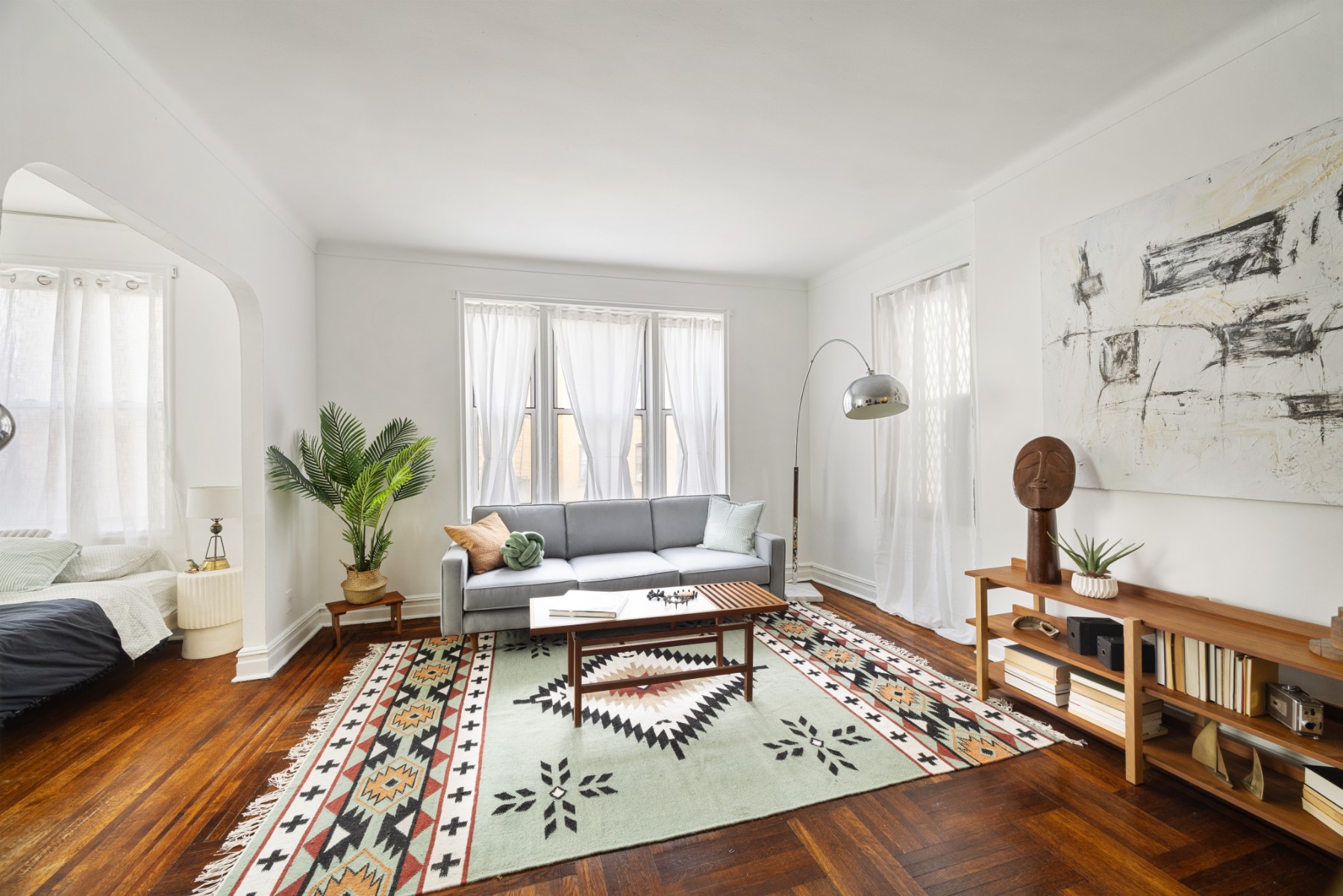 60 Plaza Street E 4E