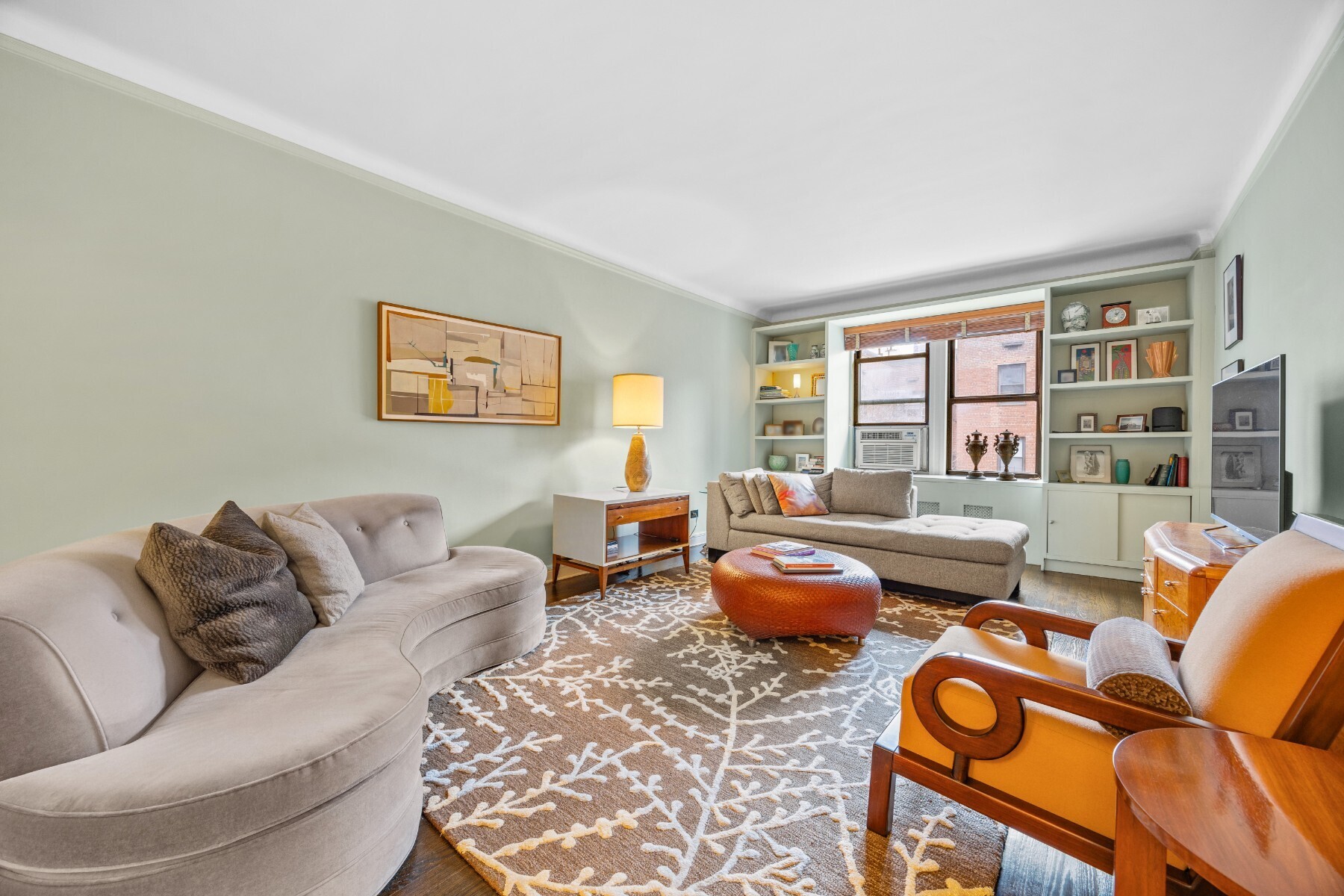 357 W 55th Street 5L