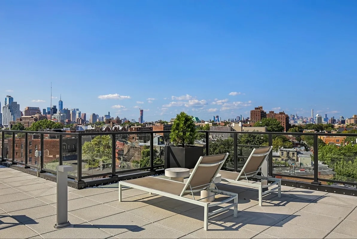 500 WAVERLY Avenue 4A