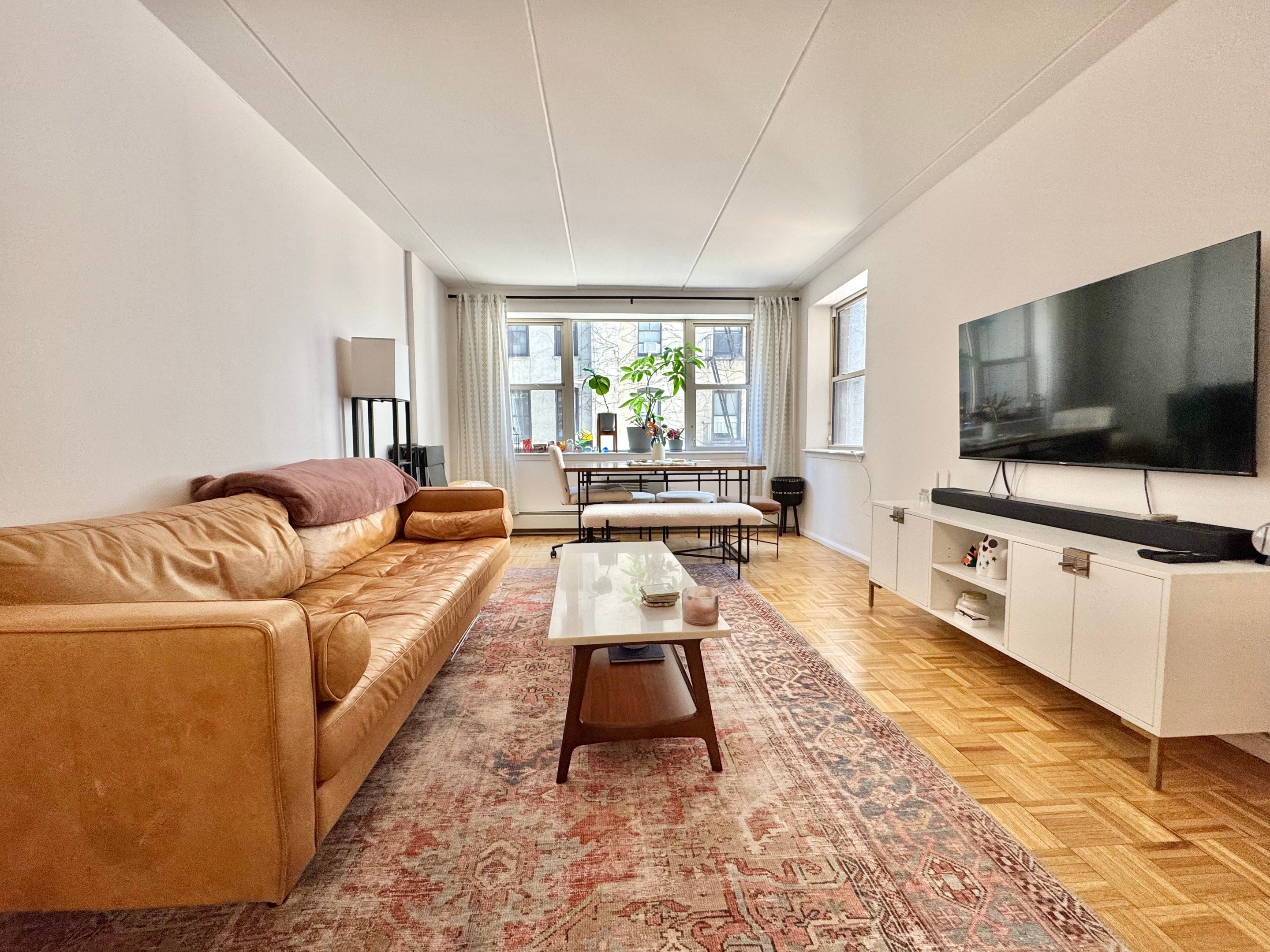 301 Elizabeth Street 3E