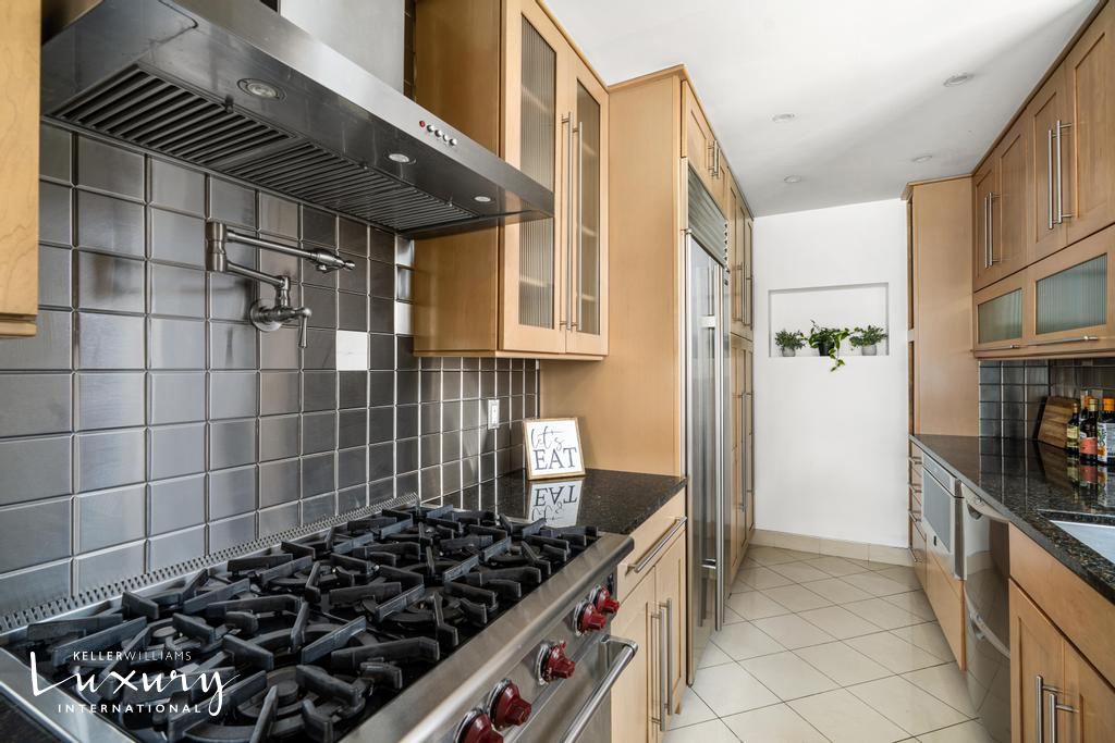 255 E 49th Street 31ABF