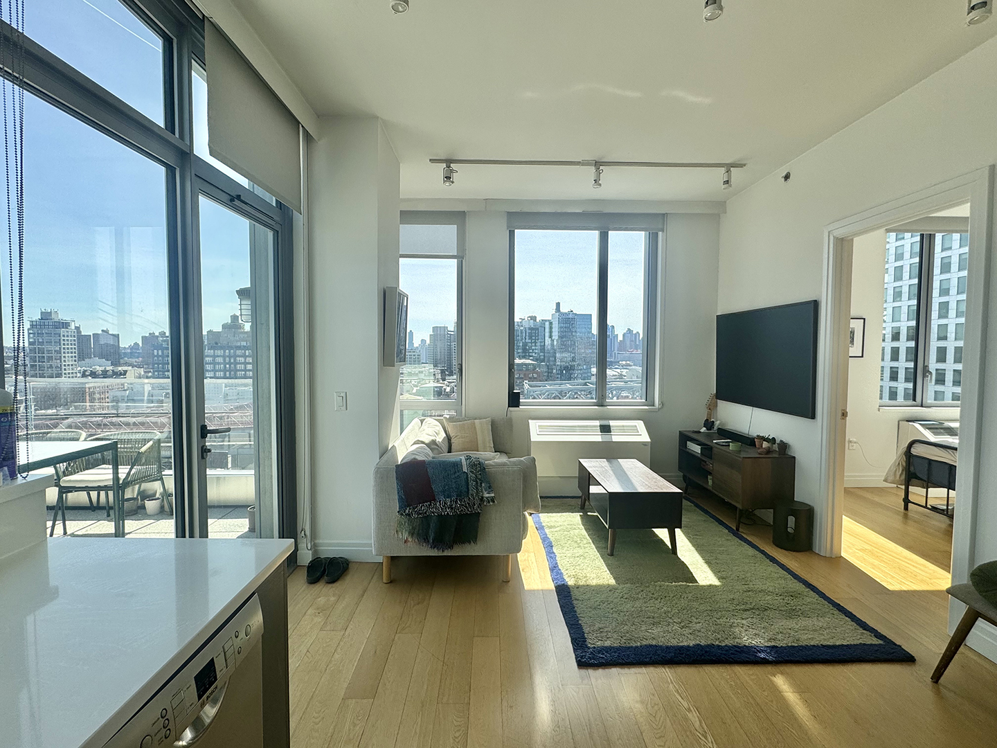 325 Kent Avenue PH1L