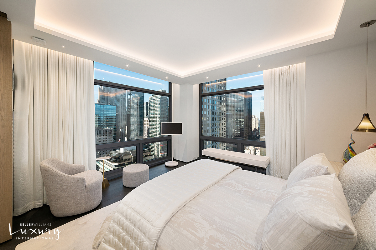 721 Fifth Avenue 41H