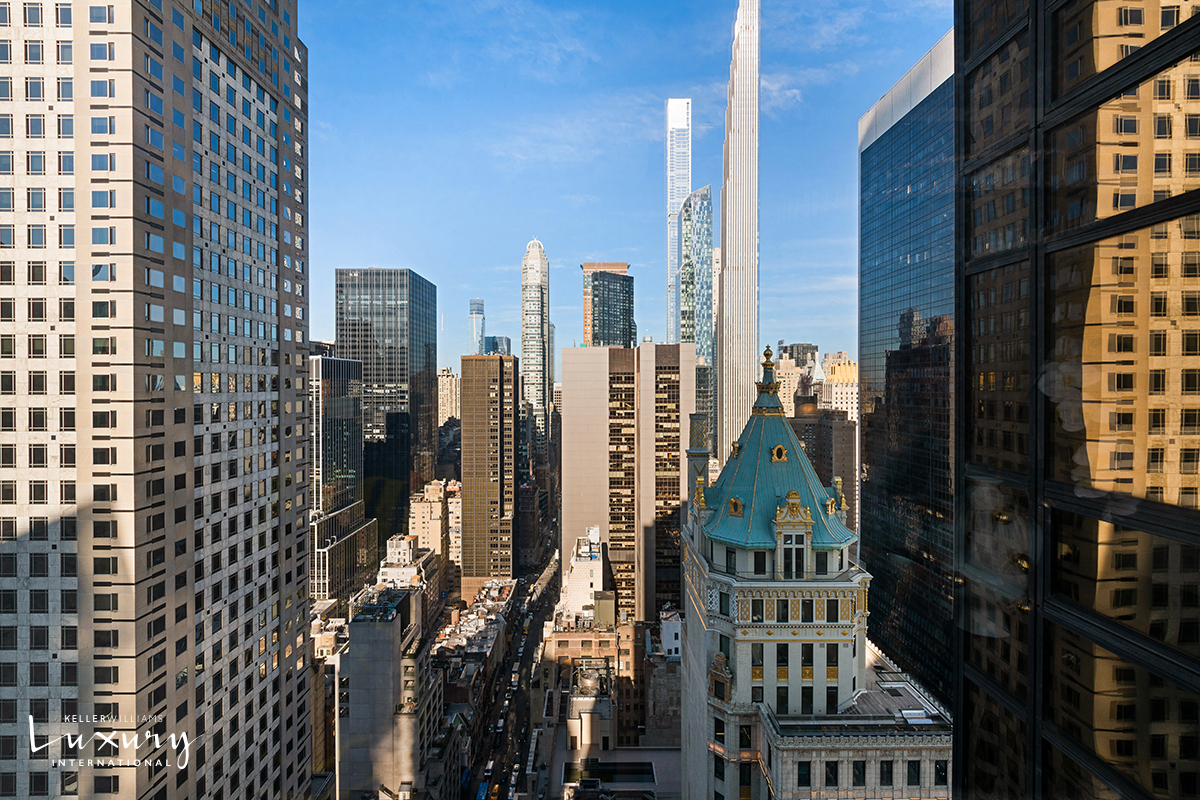 721 Fifth Avenue 41H