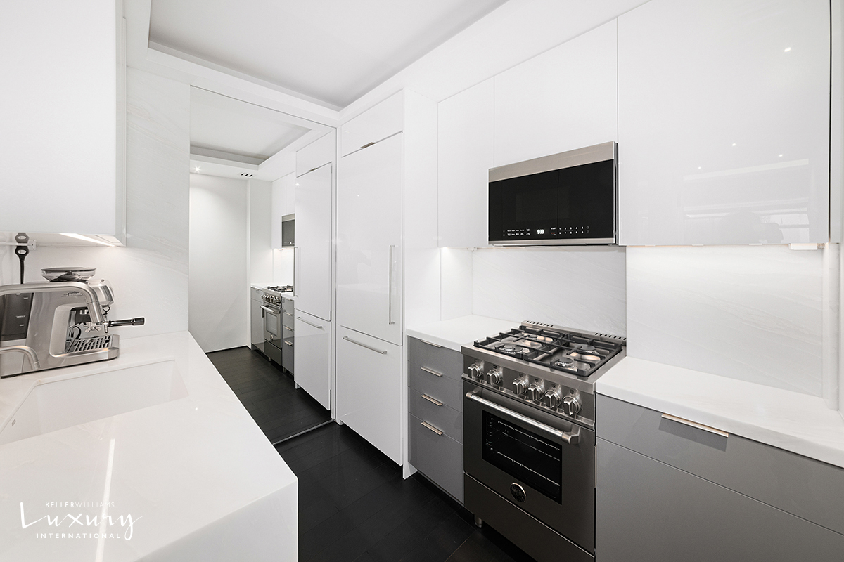 721 Fifth Avenue 41H
