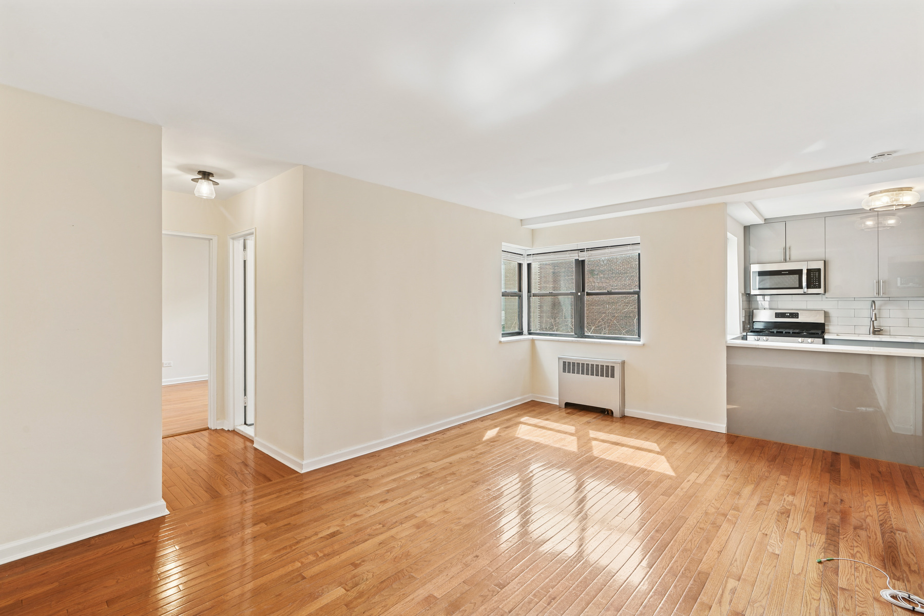 25-10 31st Avenue 3G