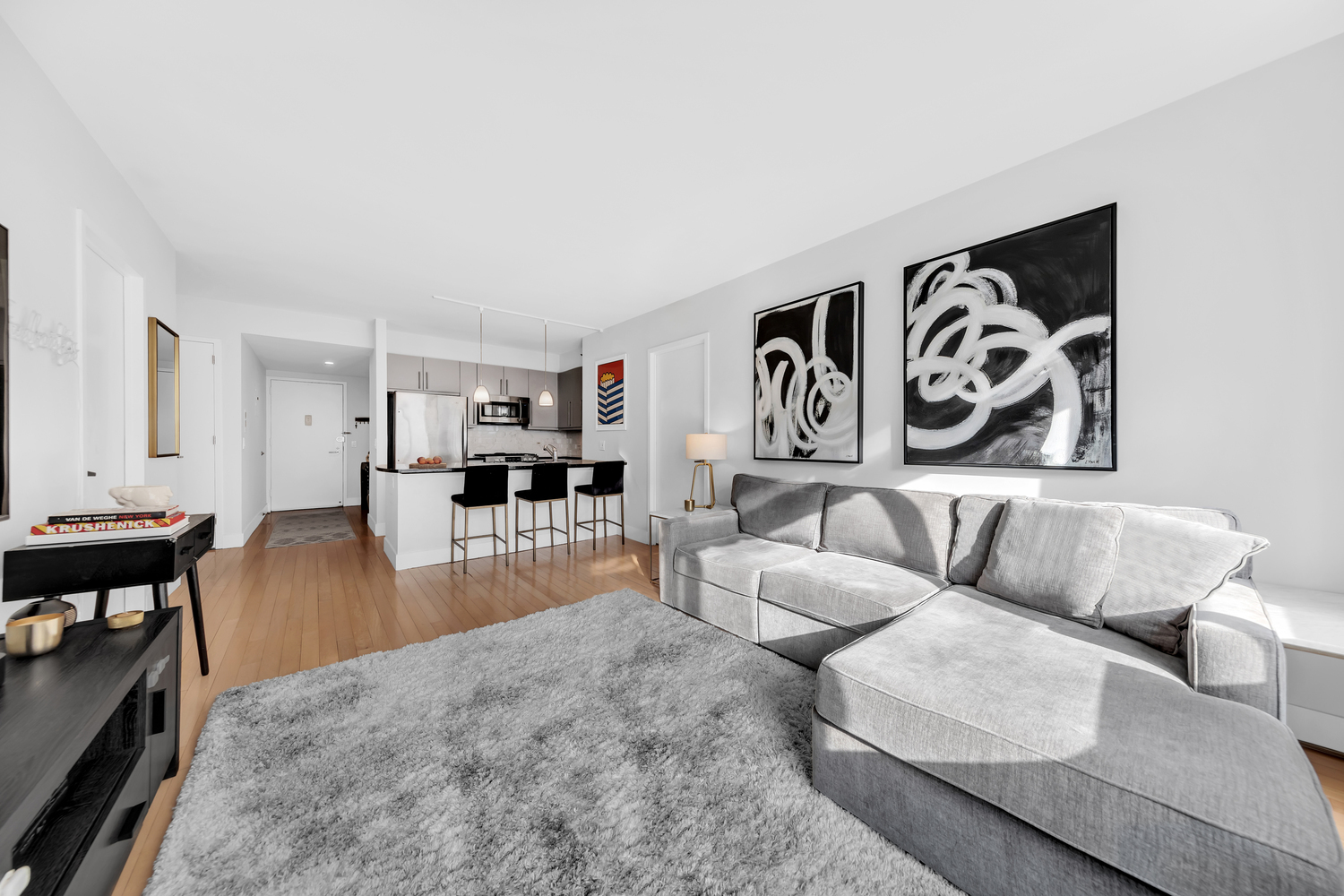 242 E 25th Street 4A