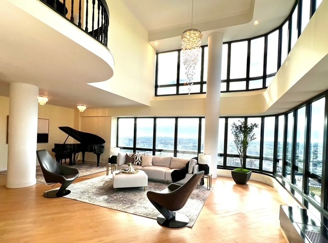 530 E 76th Street PH35H36H