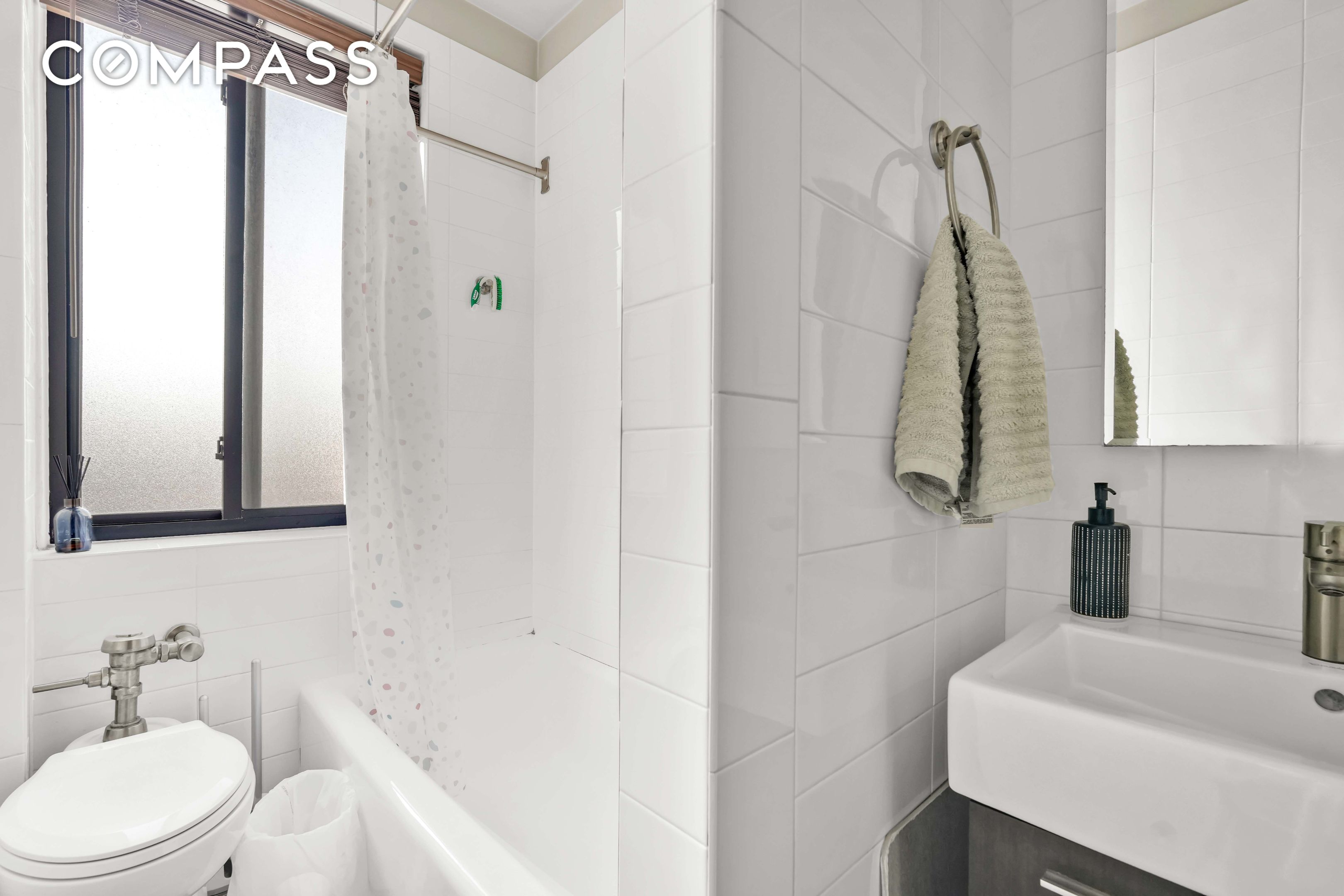 255 W 23rd Street 5GW