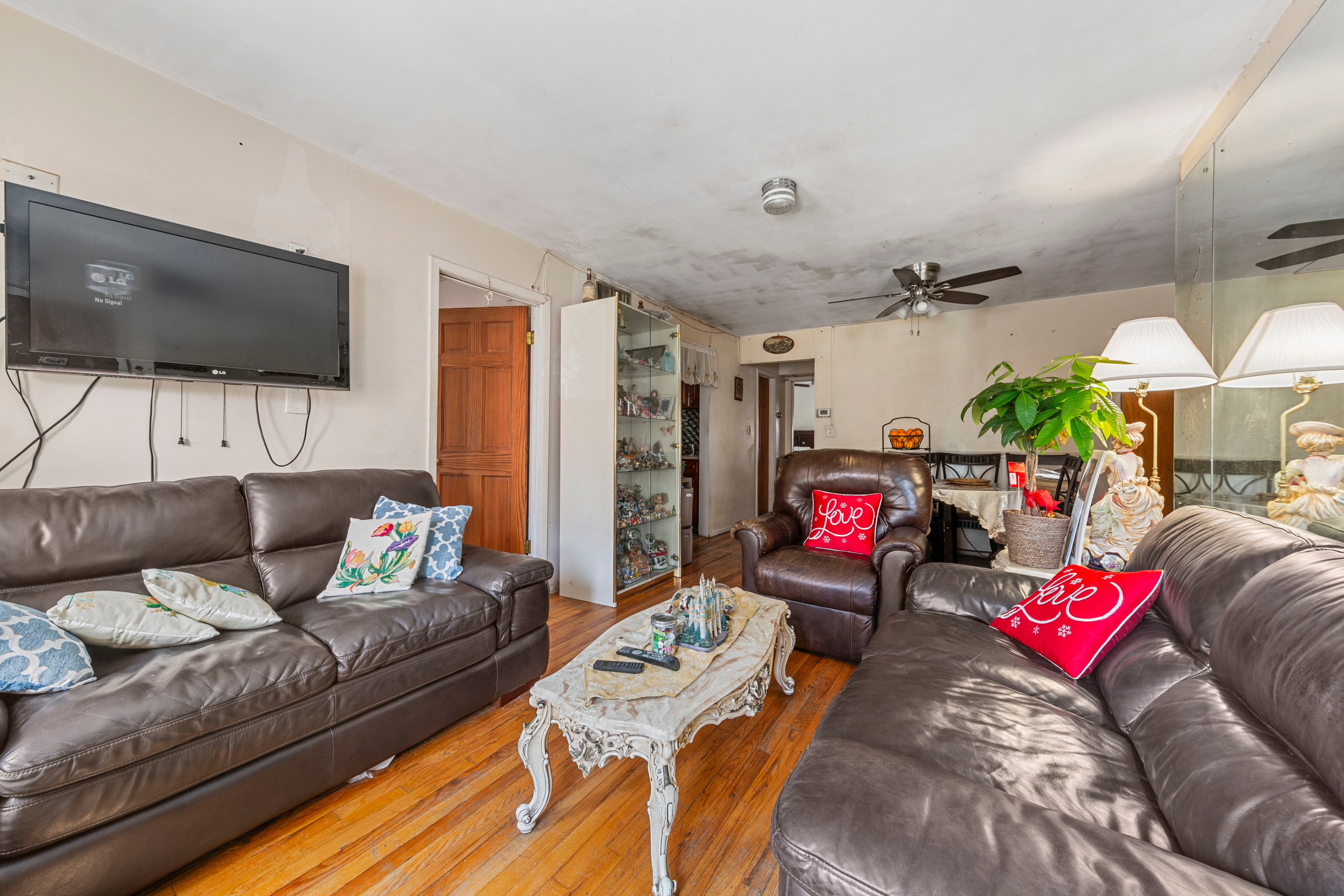 112-01 38th Avenue NA