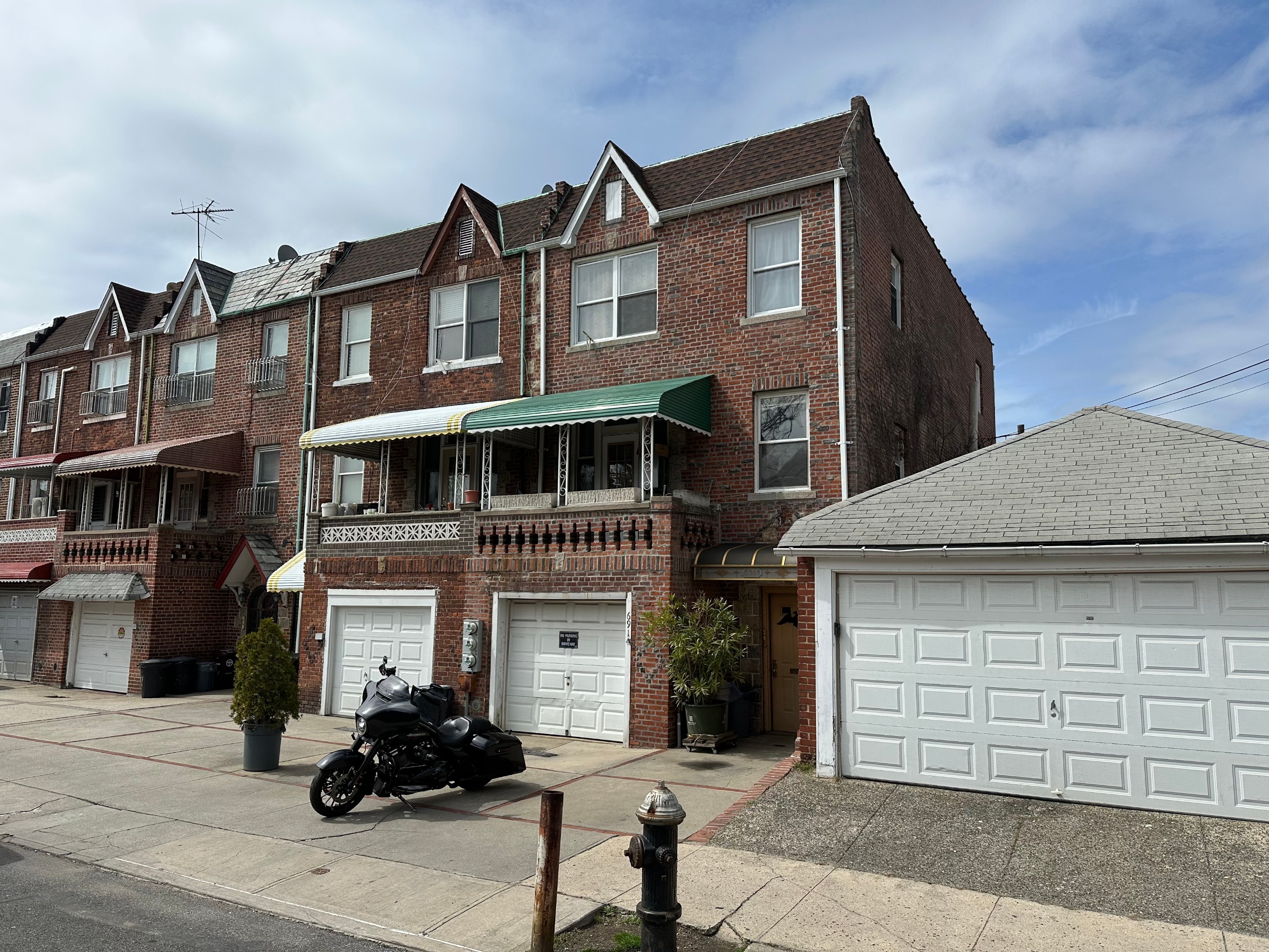 6914 19th Avenue 1 2 3