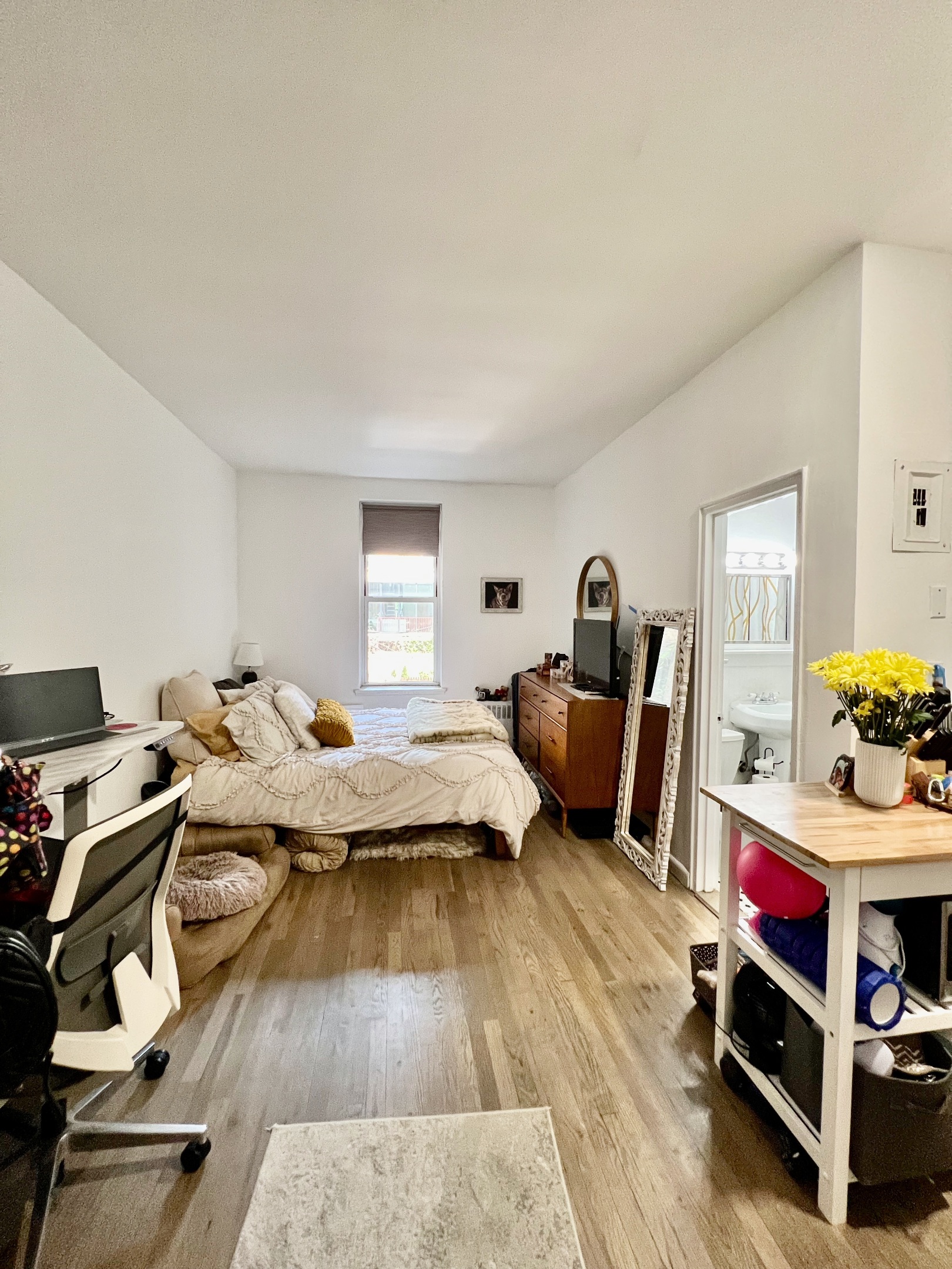 343 W 21st Street 2A