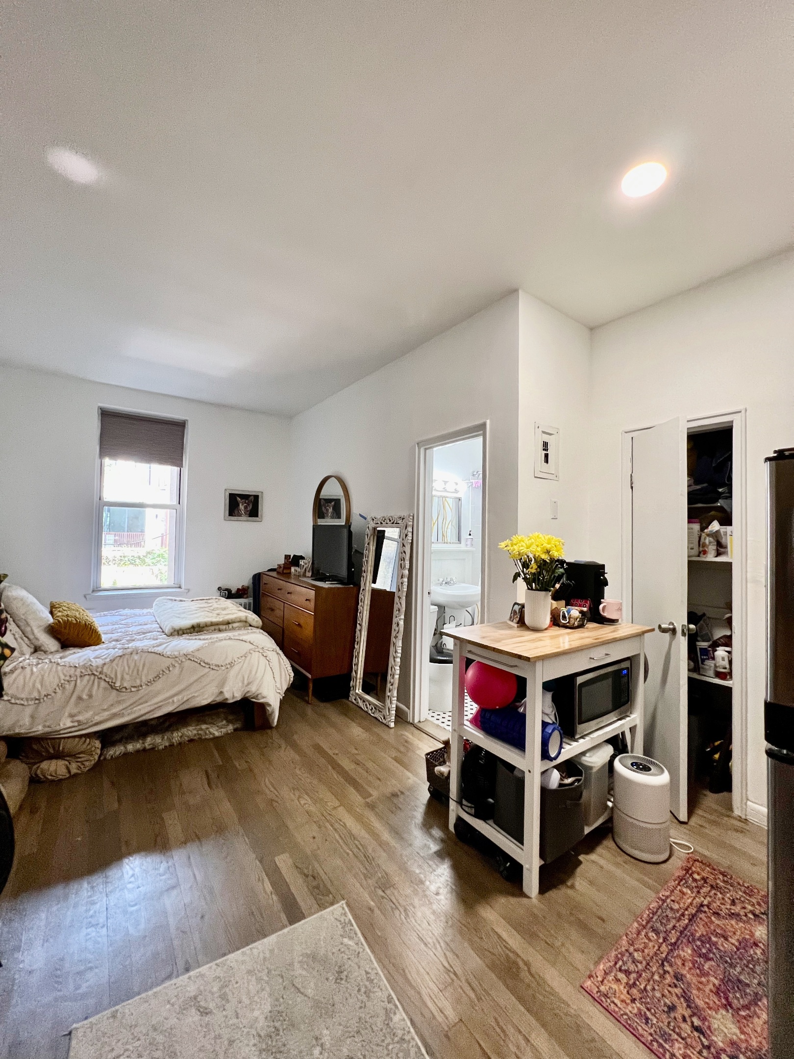 343 W 21st Street 2A