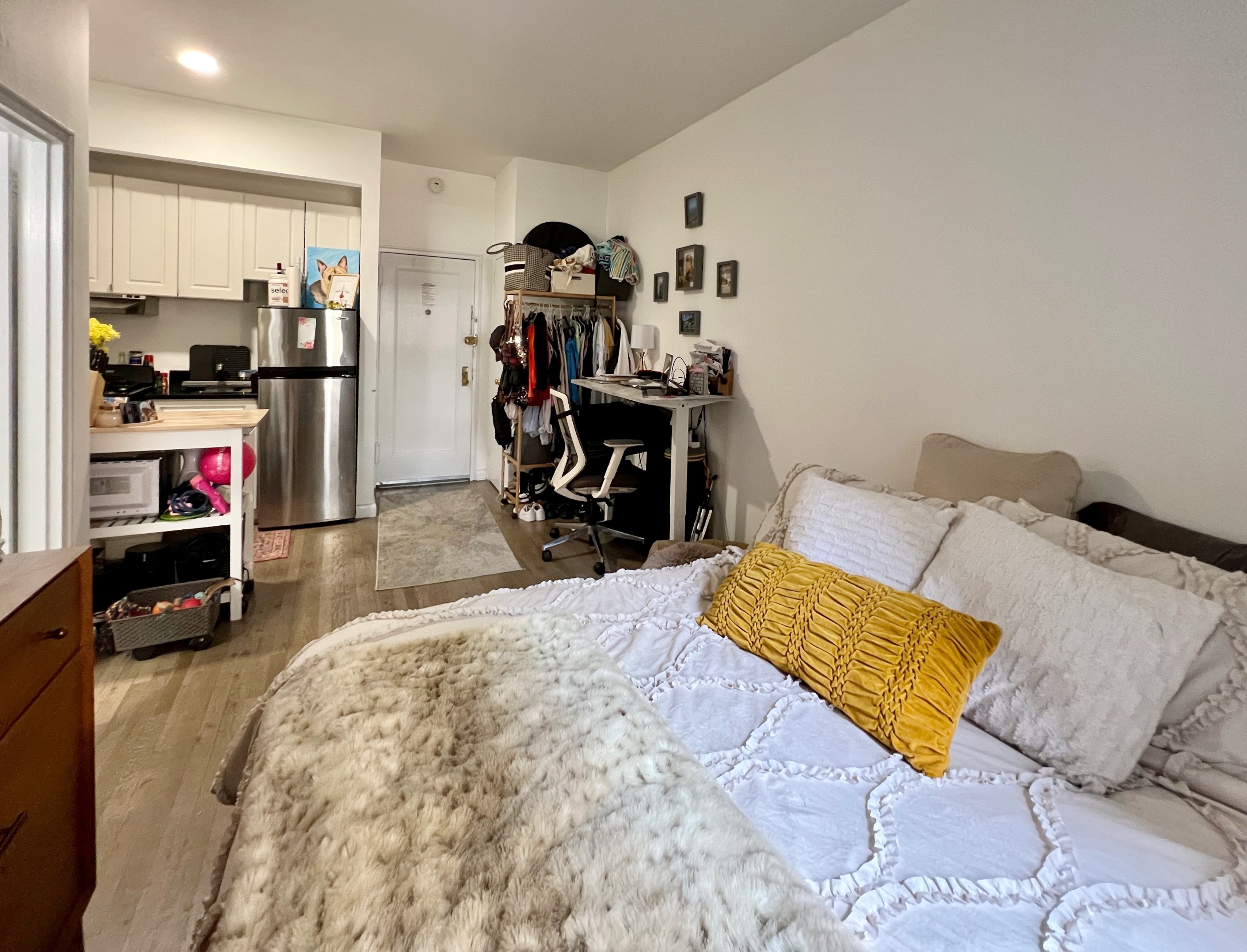 343 W 21st Street 2A