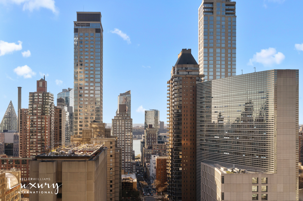 30 W 61st Street 24C