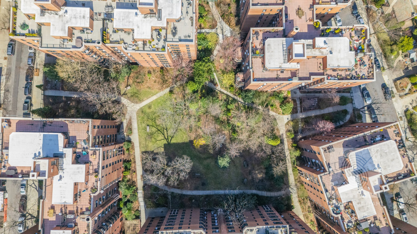 72 Park Terrace W E48