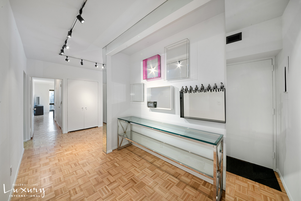 721 Fifth Avenue 40B