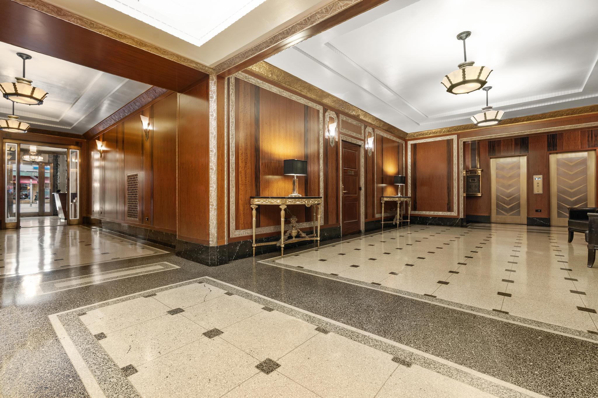 300 W 23rd Street 7A