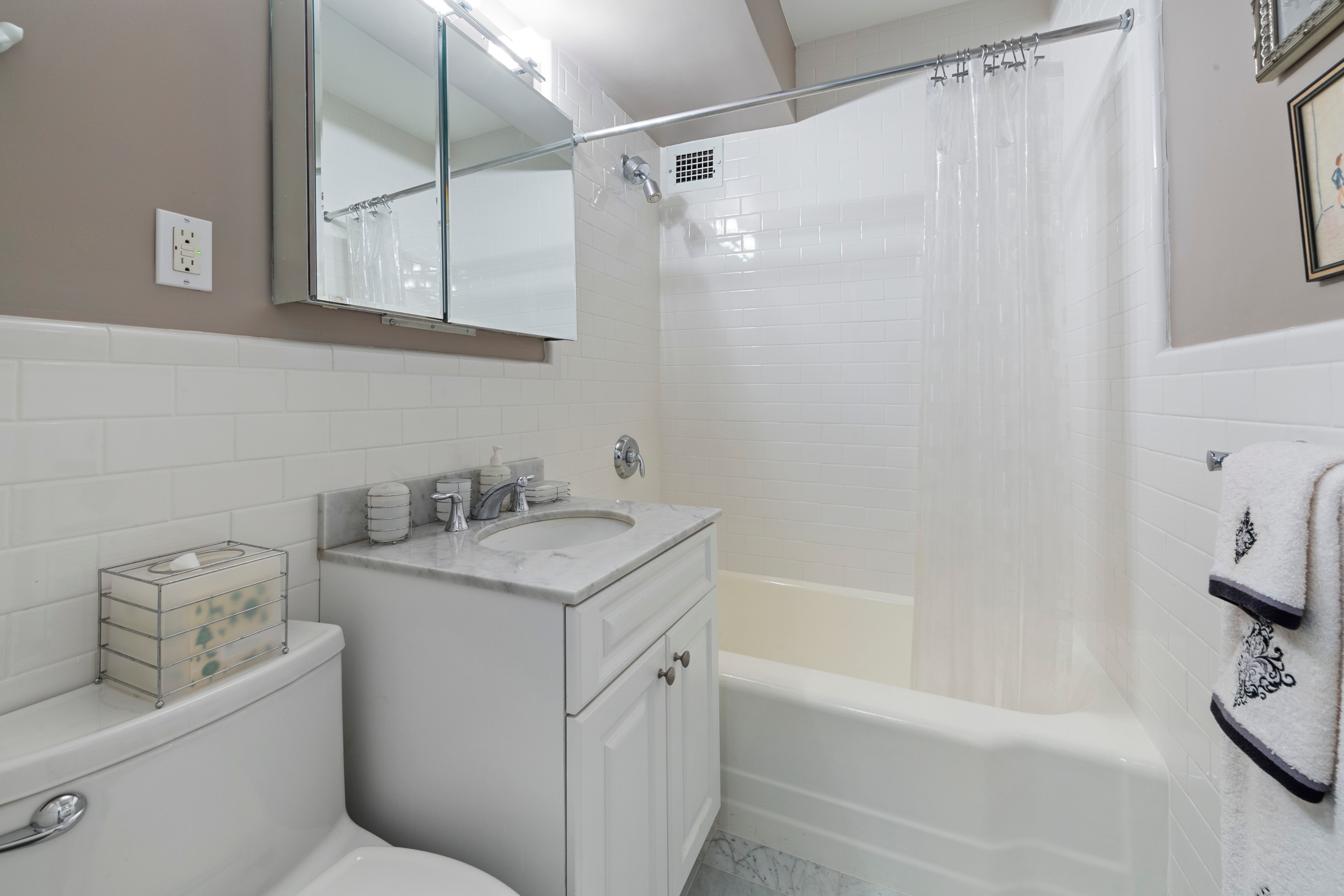 405 E 63rd Street 7n