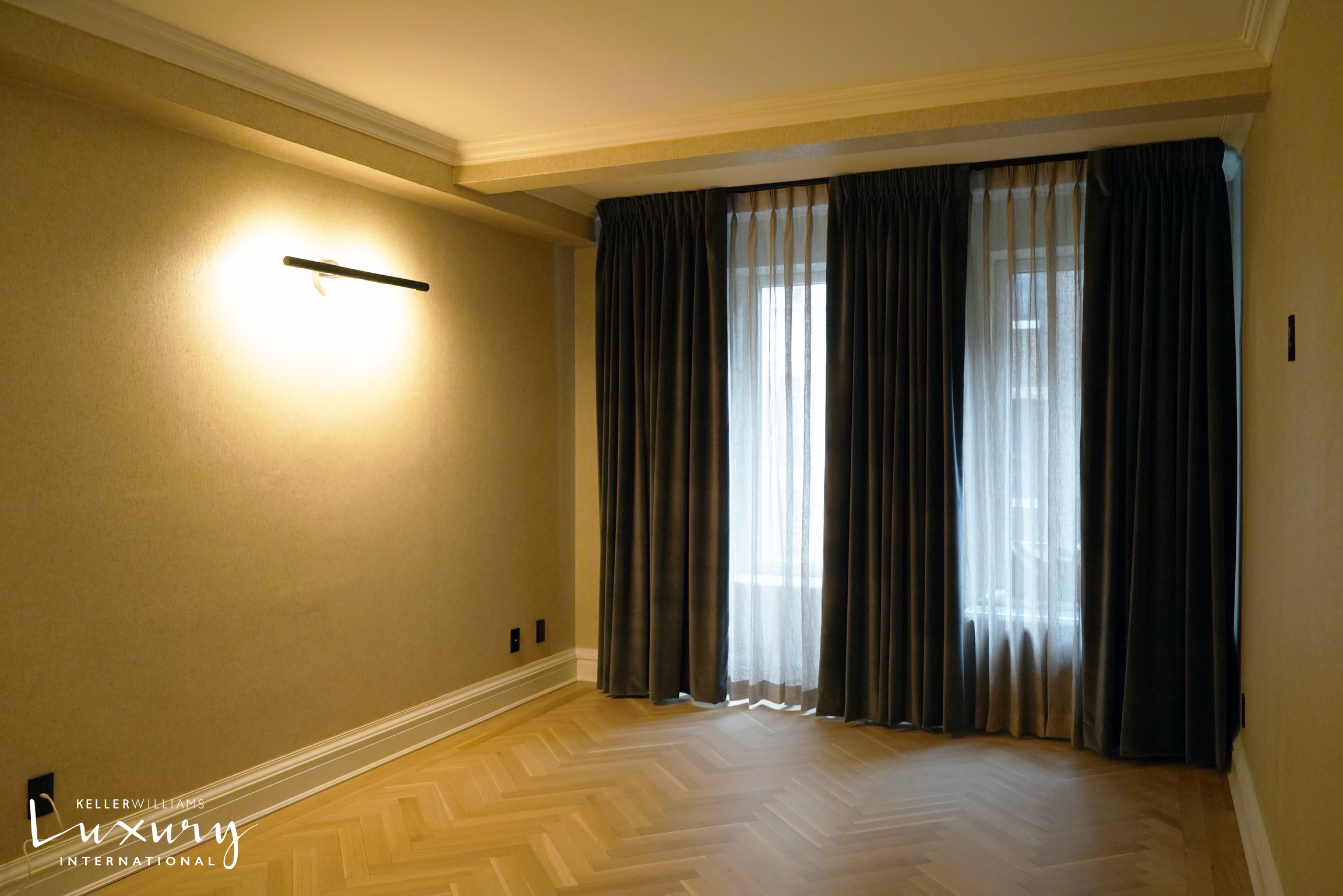 502 Park Avenue 12J