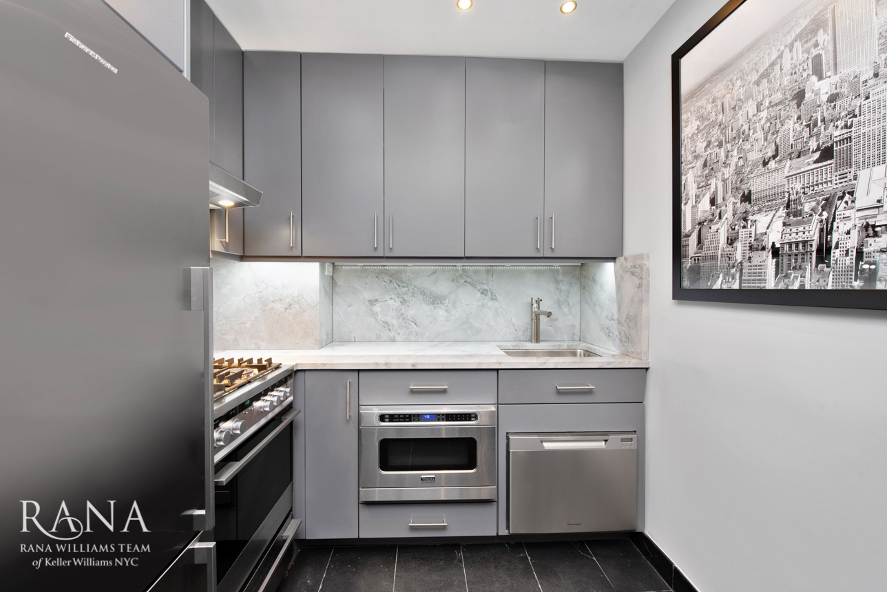 106 Central Park S 15O
