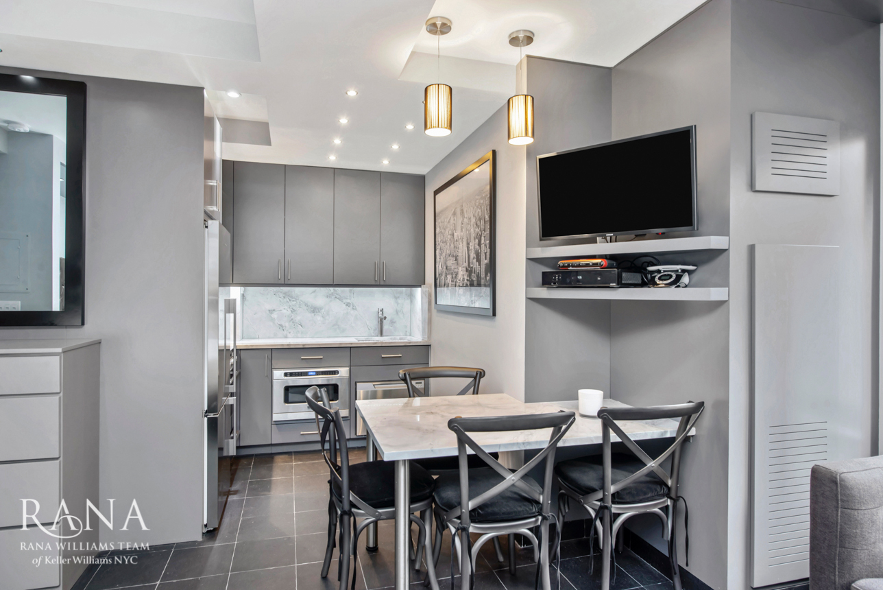 106 Central Park S 15O