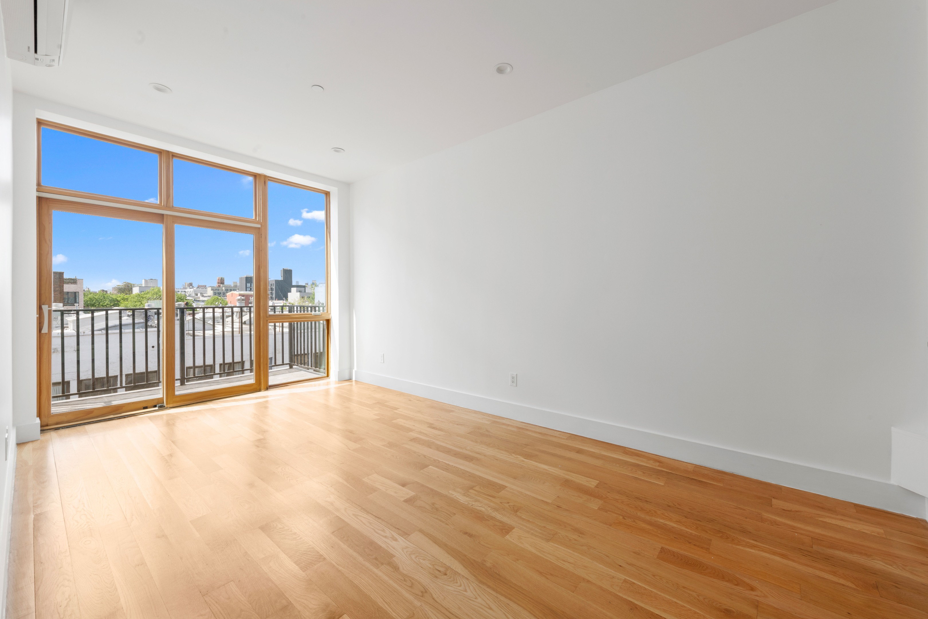 12 Lawton Street 4B