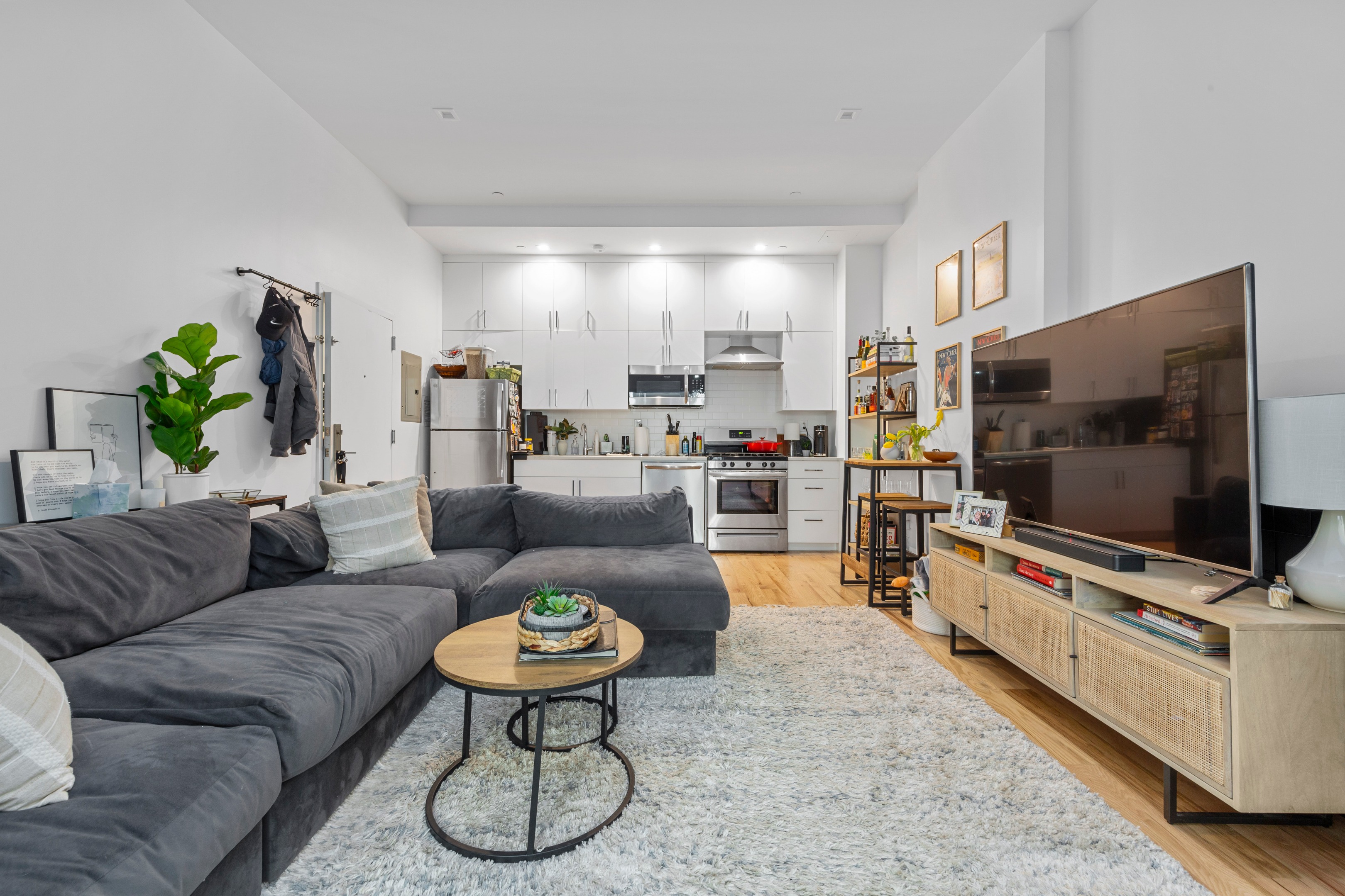 205 E 17th Street 3A