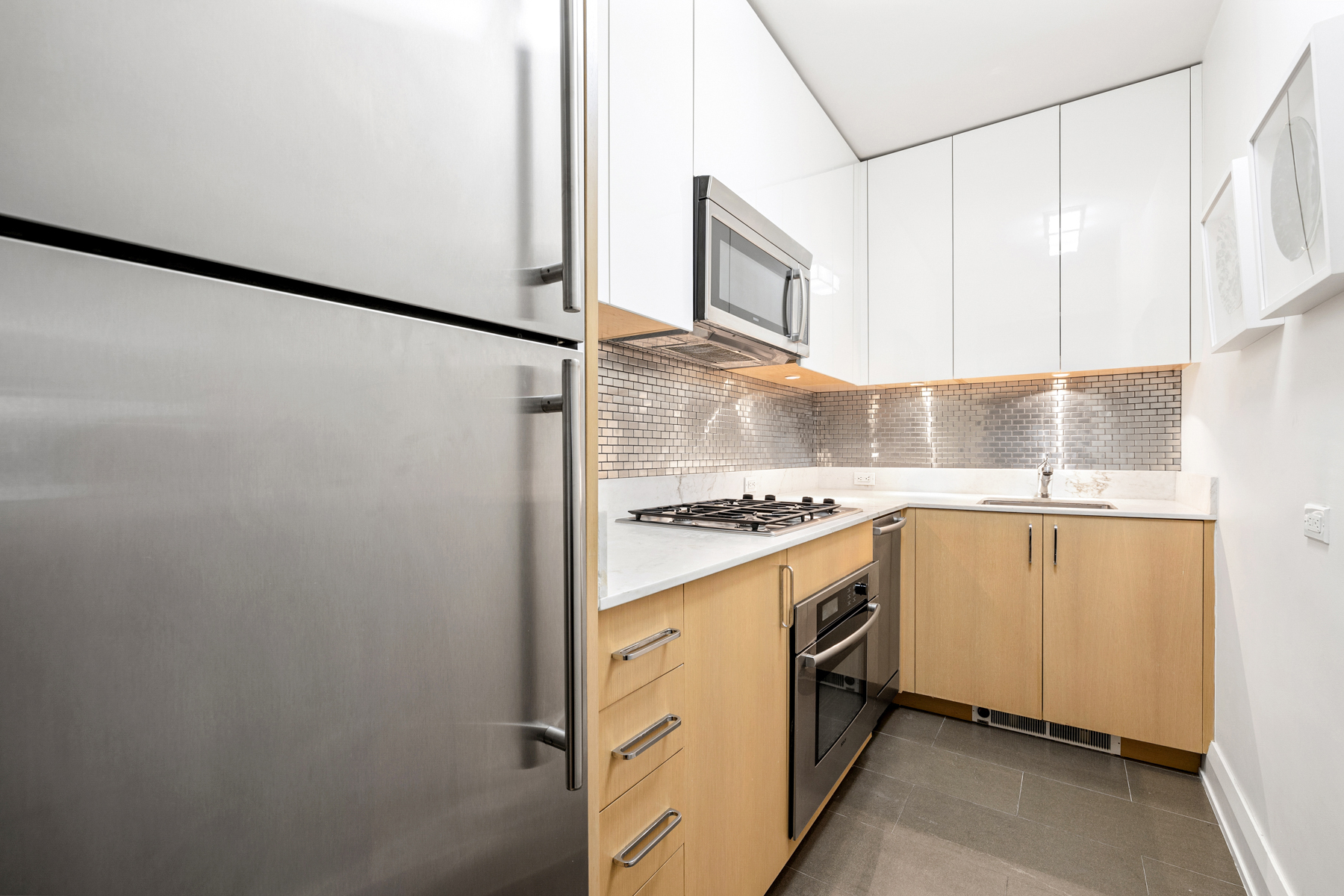 211 E 51st Street 2G
