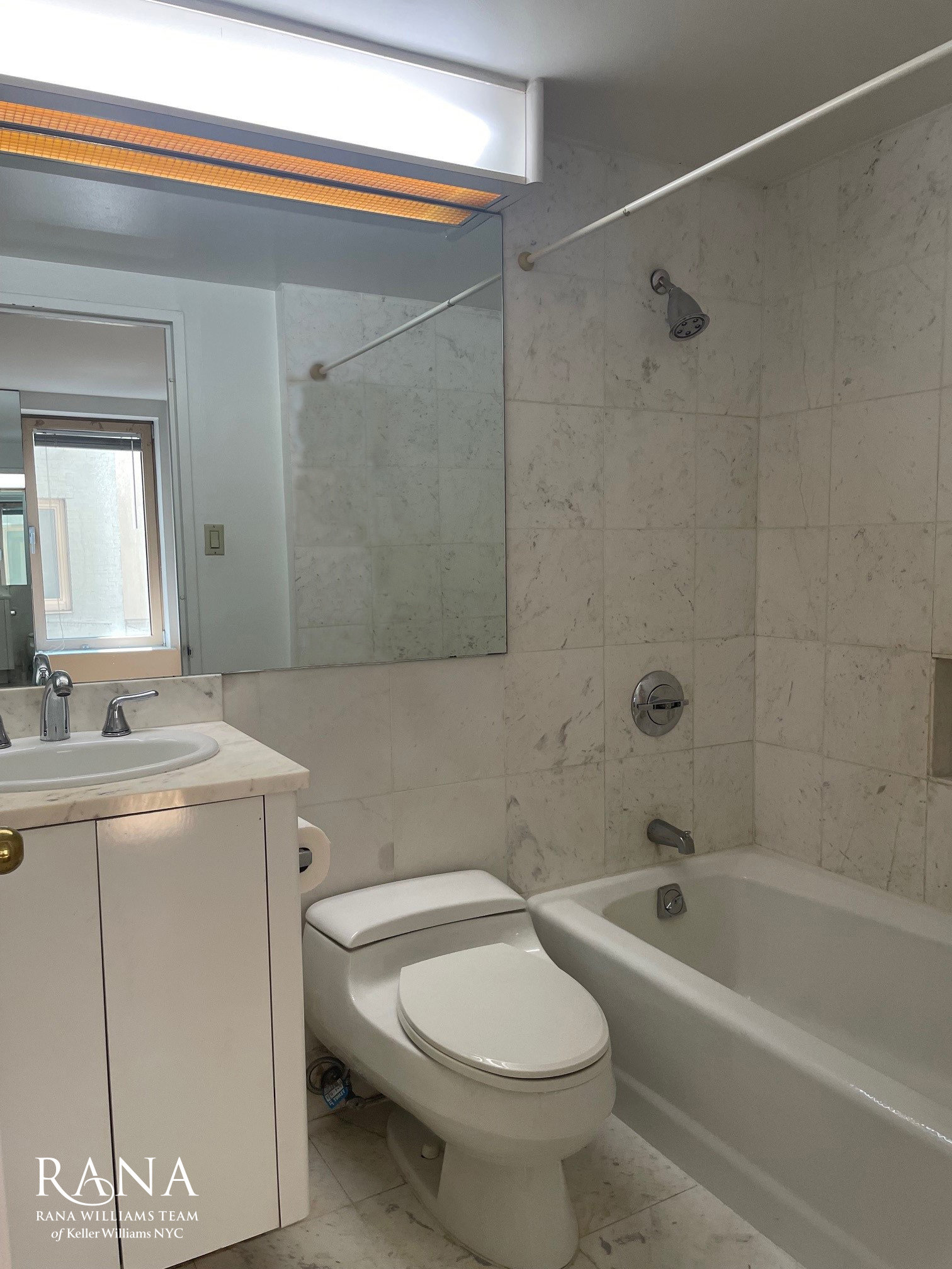 106 Central Park S 17D