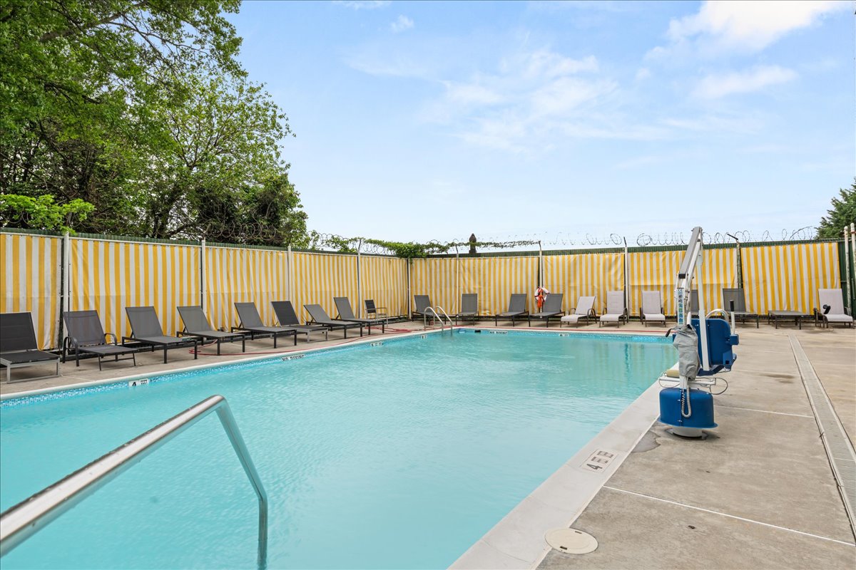 1170 OCEAN Parkway 6L