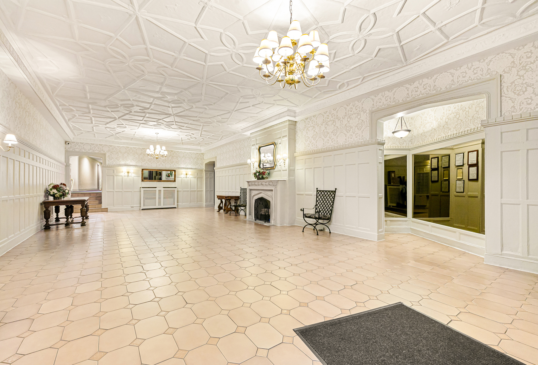 3875 Waldo Avenue 11K