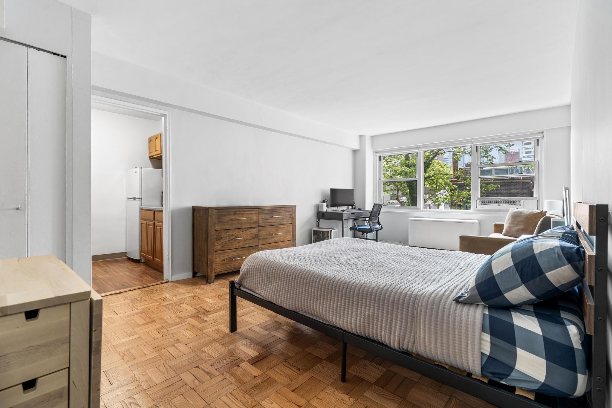 210 E 63rd Street 6E